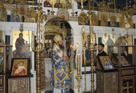 Две чудотворни икони в Църногорския манастир 